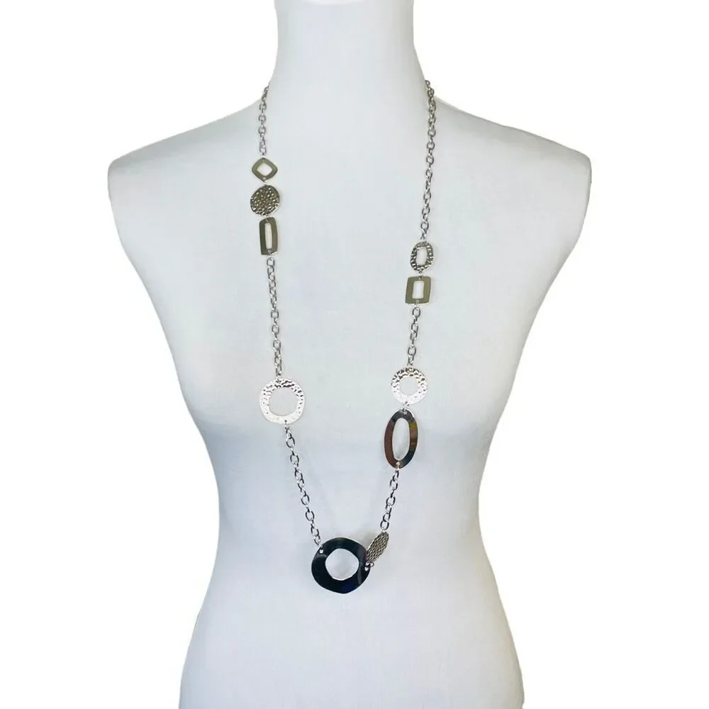 Silver Fashion Necklace